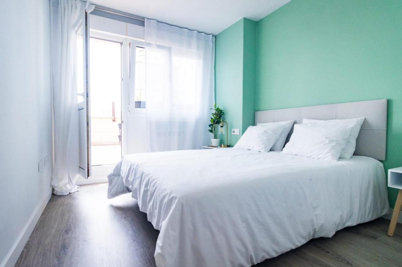 Appartement Lujoso Atico Entre 2 Playas Con Garaje, Terraza, Vistas Y Wifi à Gijón Extérieur photo